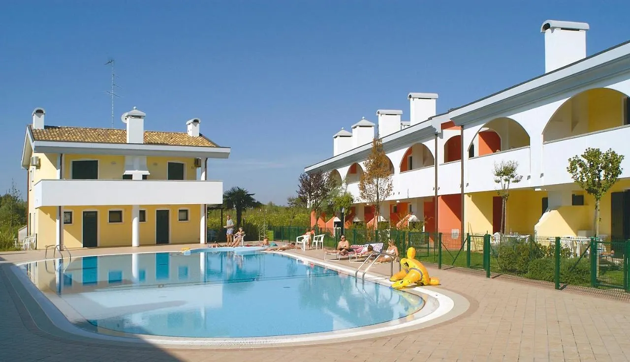 Apartment Residence Leopardi - Gemini Bibione Italy