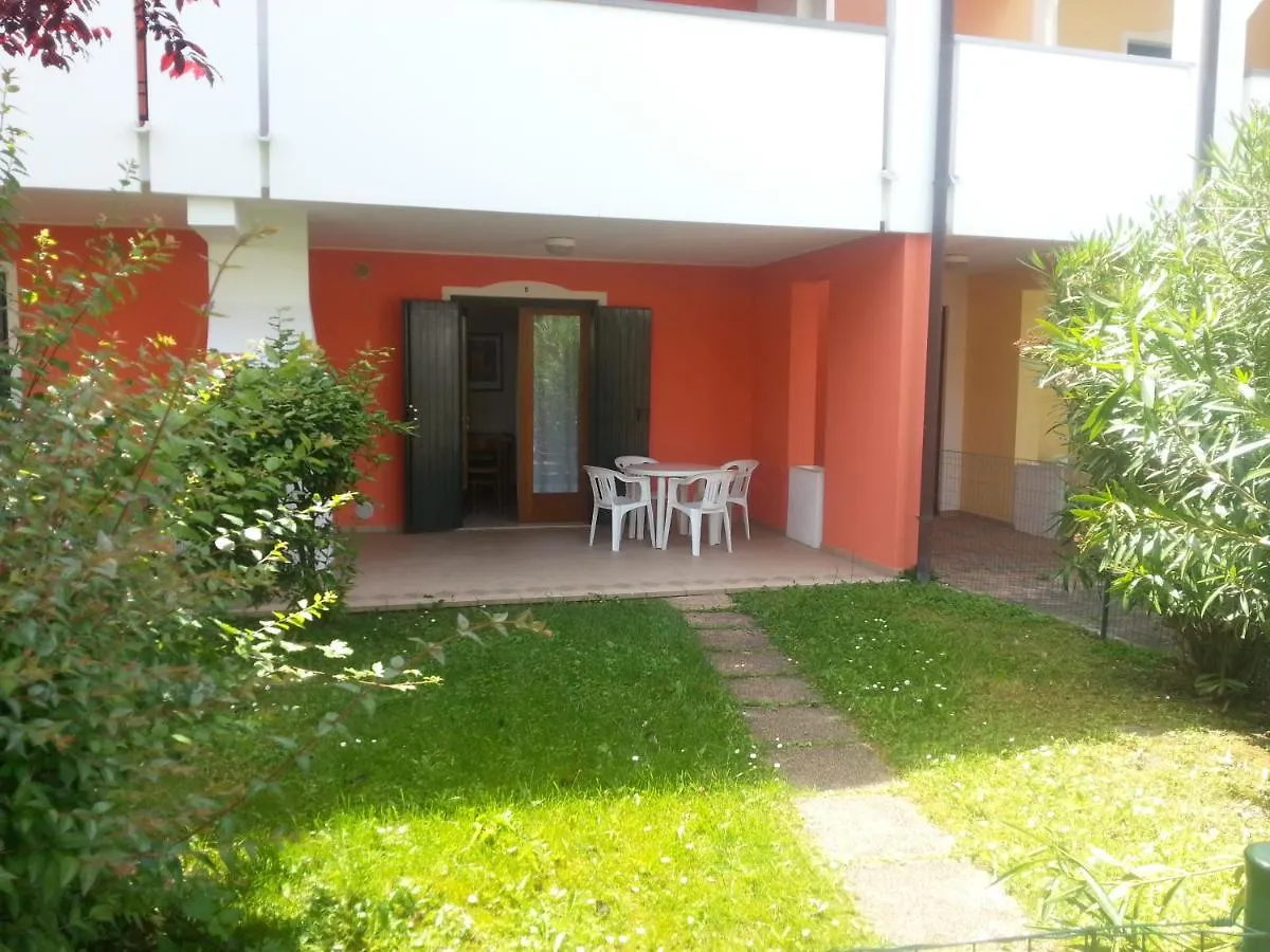 Residence Leopardi - Gemini Bibione 0*,  Italy